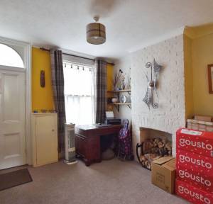 2 Bedroom House for sale in Park Street, Salisbury
