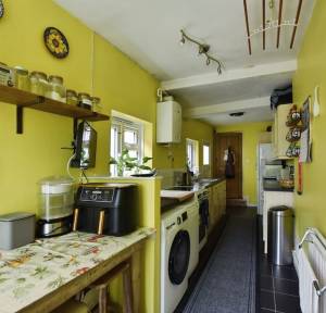 2 Bedroom House for sale in Park Street, Salisbury
