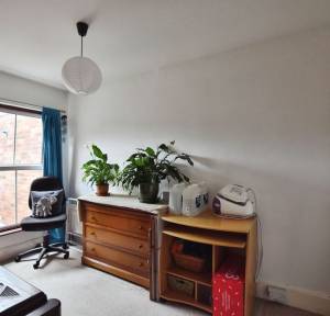 2 Bedroom House for sale in Park Street, Salisbury