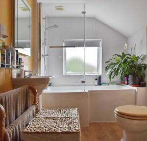 2 Bedroom House for sale in Park Street, Salisbury