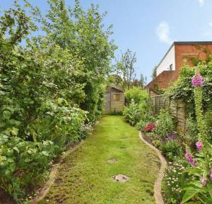 2 Bedroom House for sale in Park Street, Salisbury
