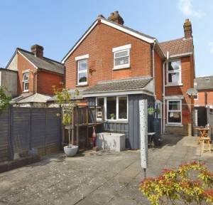 2 Bedroom House for sale in Ashley Road, Salisbury