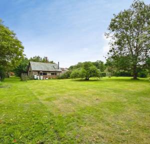 5 Bedroom House for sale in Nunton Drove, Salisbury