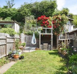 4 Bedroom House for sale in St. Andrews Road, Salisbury