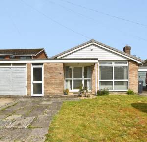 2 Bedroom Bungalow for sale in Shakespeare Road, Salisbury