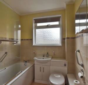 2 Bedroom Bungalow for sale in Shakespeare Road, Salisbury
