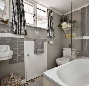 2 Bedroom House for sale in St. Edmunds Church Street, Salisbury