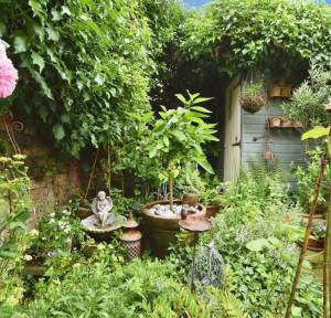2 Bedroom House for sale in St. Edmunds Church Street, Salisbury
