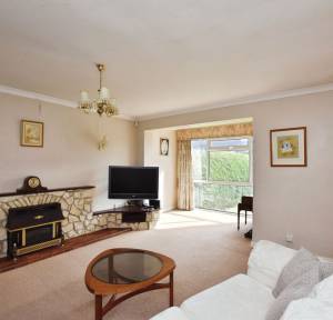 3 Bedroom House for sale in Old Meadows Walk, Salisbury