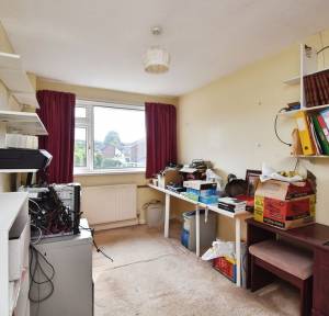 3 Bedroom House for sale in Old Meadows Walk, Salisbury