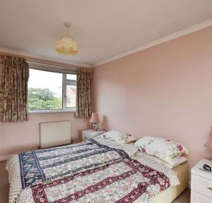 3 Bedroom House for sale in Old Meadows Walk, Salisbury
