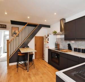2 Bedroom House for sale in Ashfield Road, Salisbury