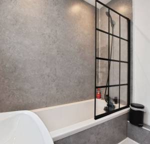 2 Bedroom House for sale in Ashfield Road, Salisbury