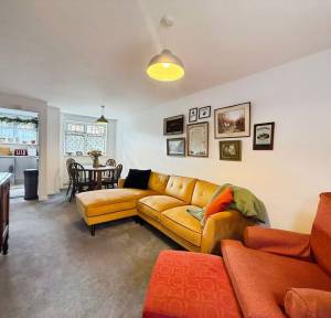 3 Bedroom House for sale in Milford Street, Salisbury