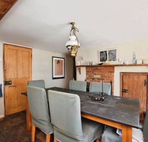 4 Bedroom House for sale in 103 The Borough, Salisbury