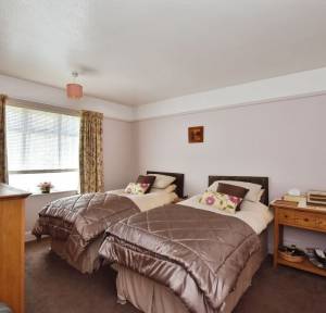 3 Bedroom House for sale in Pauls Dene Road, Salisbury
