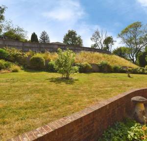 4 Bedroom House for sale in Castle Woods, Salisbury