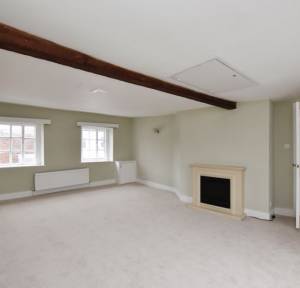 2 Bedroom Flat for sale in Winchester Street, Salisbury