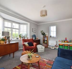 3 Bedroom House for sale in Lindford Road, Salisbury