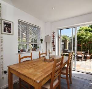 3 Bedroom House for sale in Lindford Road, Salisbury