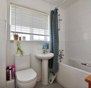 3 Bedroom House for sale in Lindford Road, Salisbury