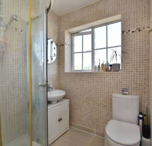 3 Bedroom House for sale in Lindford Road, Salisbury