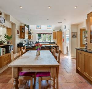 5 Bedroom House for sale in High Street, Salisbury