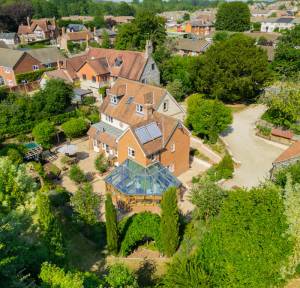 5 Bedroom House for sale in High Street, Salisbury