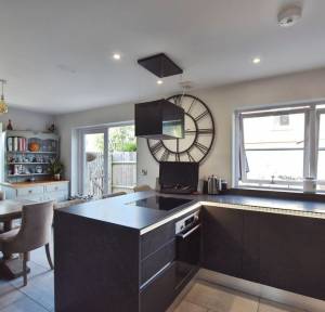 3 Bedroom House for sale in Roman Road, Salisbury