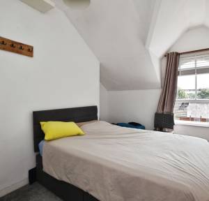 1 Bedroom Flat for sale in 40 Manor Road, Salisbury