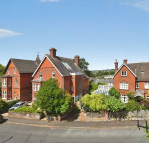 1 Bedroom Flat for sale in 40 Manor Road, Salisbury