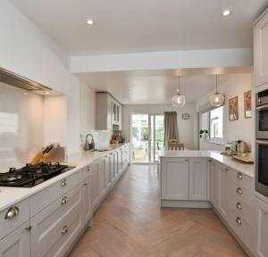 4 Bedroom House for sale in Elm Close, Salisbury