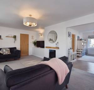 4 Bedroom House for sale in Elm Close, Salisbury