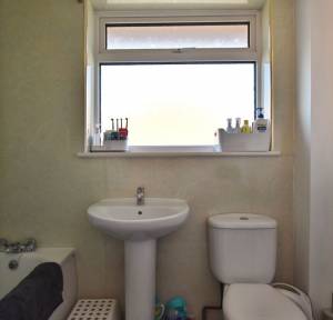 4 Bedroom House for sale in Elm Close, Salisbury