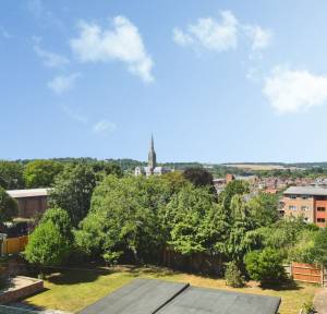 1 Bedroom Apartment / Studio for sale in Elm Grove Road, Salisbury