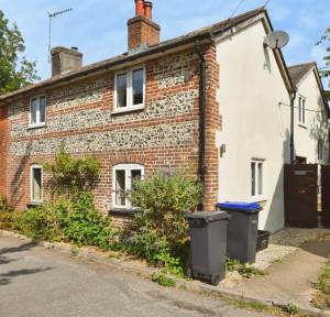 3 Bedroom House for sale in The Alley, Salisbury
