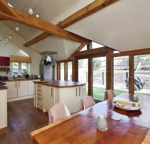 3 Bedroom House for sale in The Alley, Salisbury