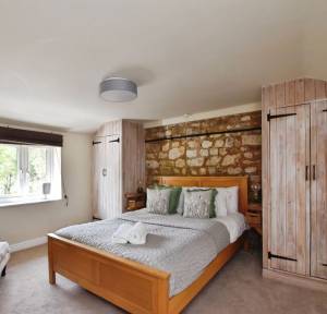 3 Bedroom House for sale in The Alley, Salisbury