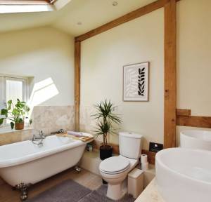 3 Bedroom House for sale in The Alley, Salisbury