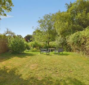 3 Bedroom House for sale in The Alley, Salisbury