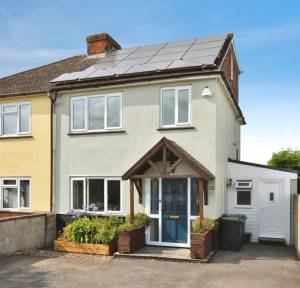 4 Bedroom House for sale in Netherhampton Road, Salisbury