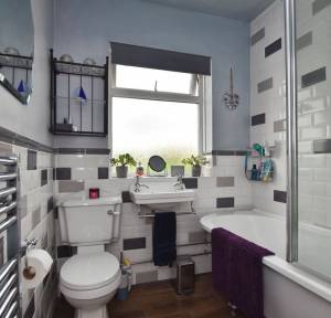 4 Bedroom House for sale in Netherhampton Road, Salisbury
