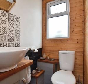 4 Bedroom House for sale in Netherhampton Road, Salisbury