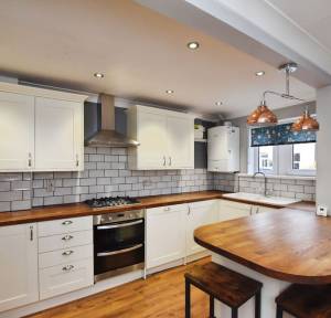 4 Bedroom House for sale in Clifton Road, Salisbury