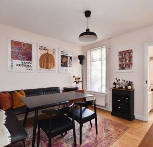 3 Bedroom Flat for sale in Wyndham Road, Salisbury