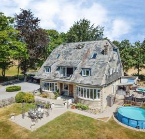 7 Bedroom House for sale in , Warminster