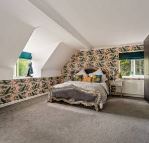 7 Bedroom House for sale in , Warminster
