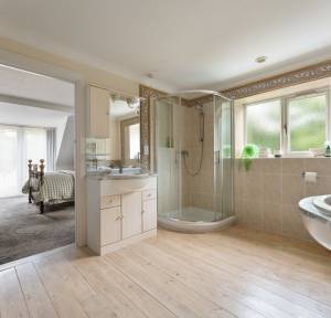 7 Bedroom House for sale in , Warminster