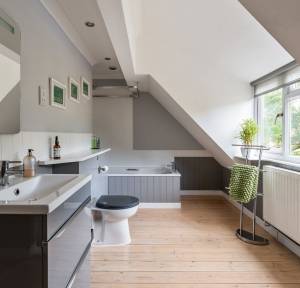 7 Bedroom House for sale in , Warminster