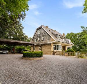 7 Bedroom House for sale in , Warminster